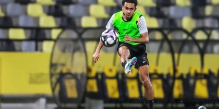 الرياض يطلب إعارة أحمد الغامدي من الاتحاد - مصدرك الرياضي