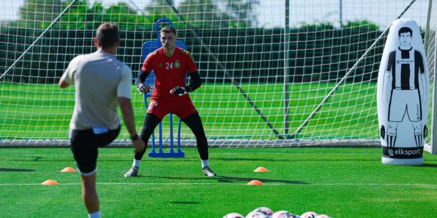 بينتو ماثيوس يغيب عن تدريبات النصر قبل مباراة الشباب في روشن ـ عاجل - مصدرك الرياضي