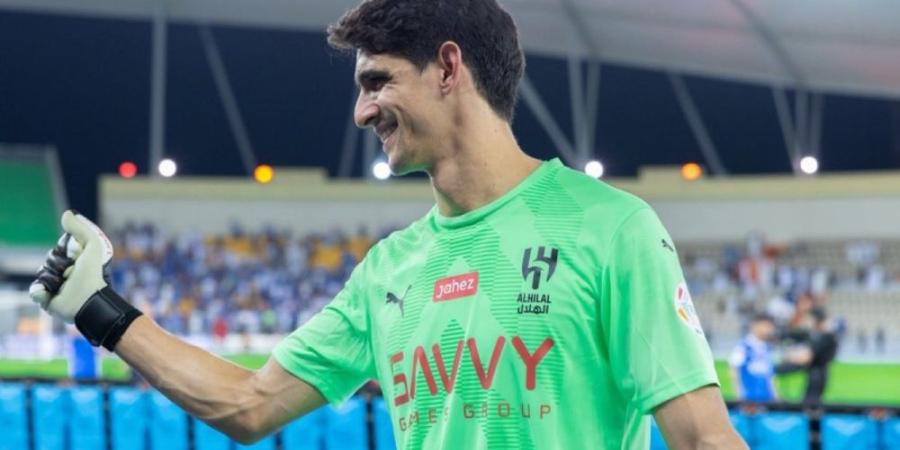 هل يغيب ياسين بونو عن مباراة ديربي الهلال والنصر؟ - مصدرك الرياضي