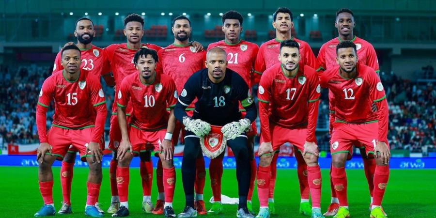 لاعب عًمان يكشف عن ما حدث مع العويس بعد طرده - مصدرك الرياضي