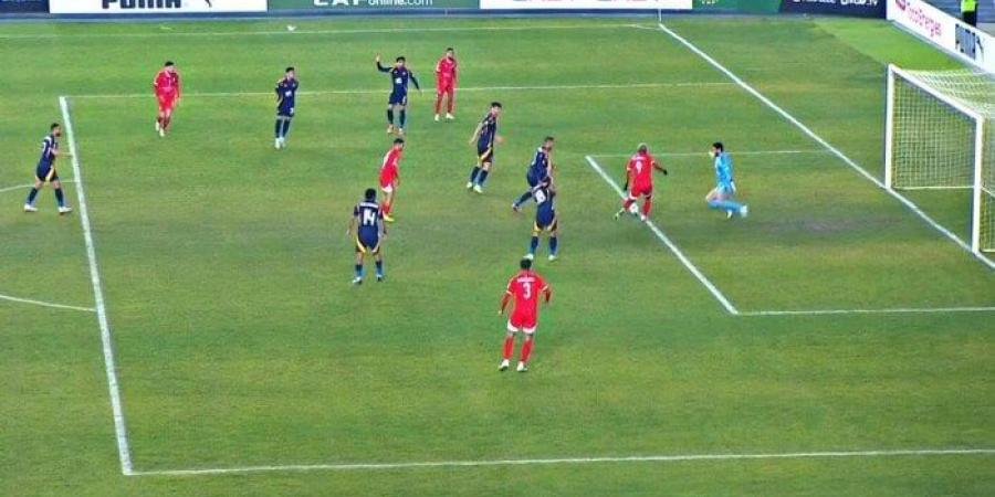 دوري أبطال إفريقيا.. الأهلي يفرض التعادل السلبي على بلوزداد في الشوط الأول - مصدرك الرياضي