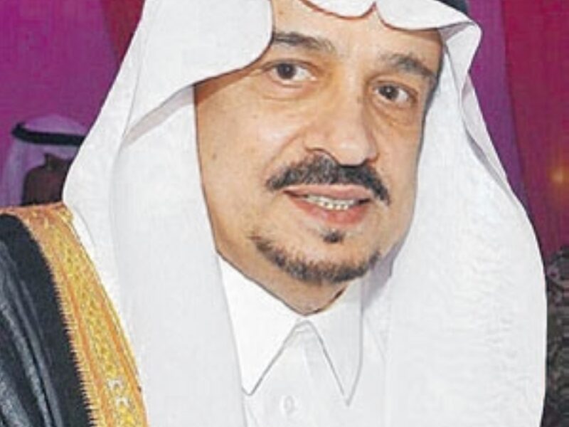 أمير منطقة الرياض يستقبل رئيس مجلس إدارة شركة نادي الهلال