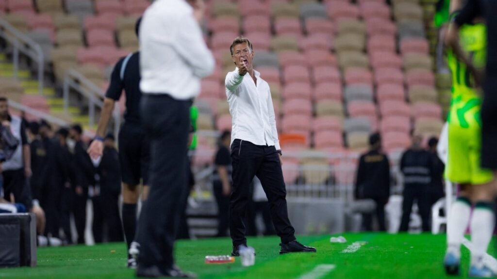 رينارد يعلق بعد خسارة الأخضر أمام أستراليا