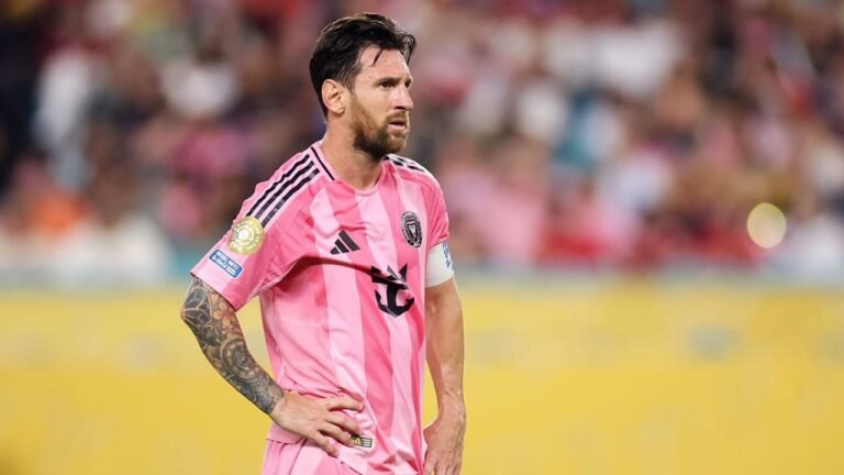 توقف مفاوضات ميسي مع إنتر ميامي وسط ترقب لوجهته القادمة