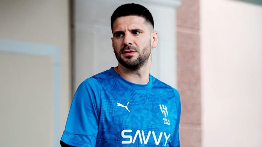 تأكد غياب ميتروفيتش عن مواجهة سالزبورغ