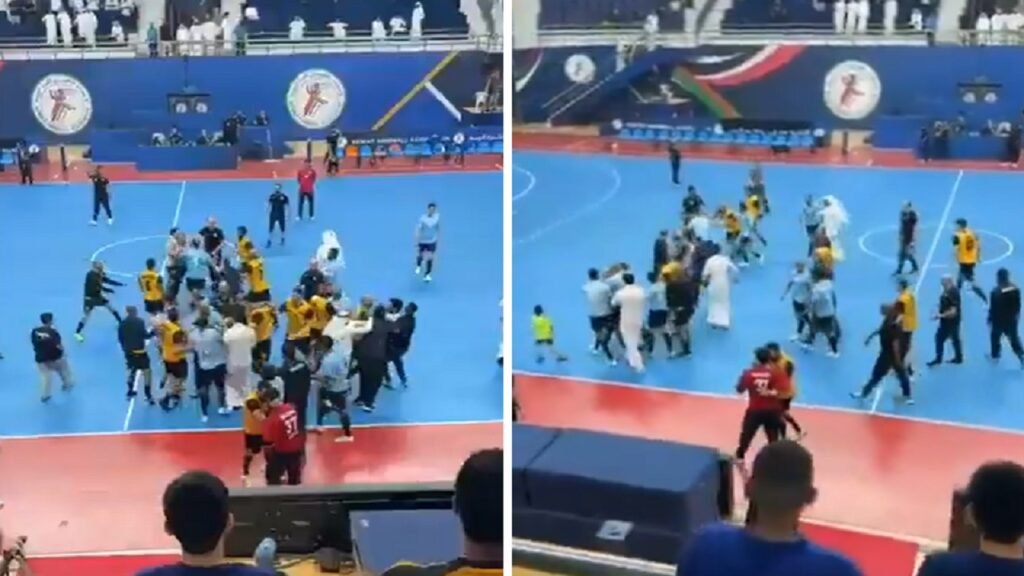 مشاجرة عنيفة بين لاعبي القادسية وكاظمة بنصف نهائي كرة اليد الكويتية.. تغطية