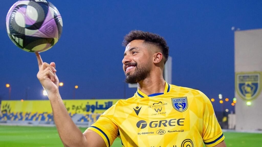 النجمة يقترب من ضم هتان باهبري