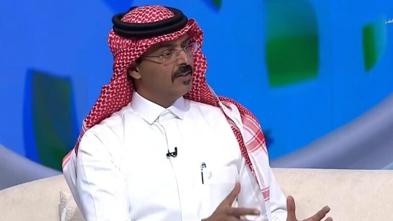 الأحمدي: رونالدو ظاهرة عجيبة وعمره البيولوجي في العشرينات.. تغطية