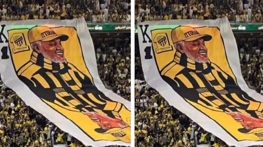 الشعب السوداني يشكر جماهير الاتحاد على تكريم “العم كمال الدولي” في تيفو مؤثر .. تغطية