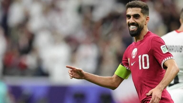 رسميًا .. الهيدوس يعود لمنتخب قطر