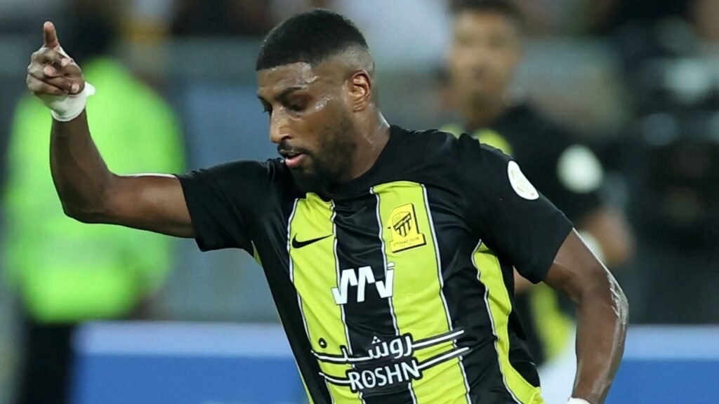 الاتحاد يجدد عقد شراحيلي حتى 2028