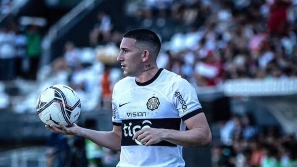 العين الإماراتي يضم الأرجنتيني زبالا