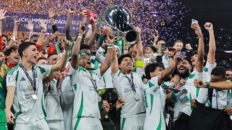 بطولات تاريخية.. الأهلي وباريس وبيراميدز يحققون المجد القاري للمرة الأولى