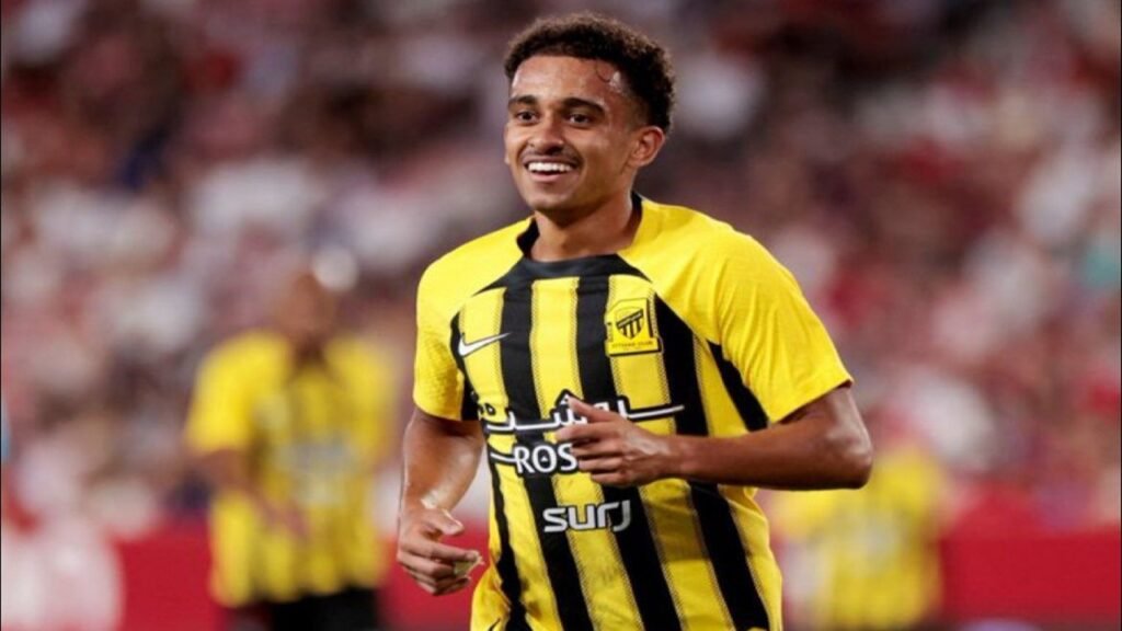 أحمد الغامدي مستمر مع الاتحاد حتى نهاية عقده
