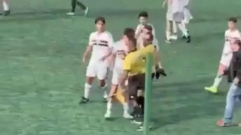 مباراة بالبرازيل تنتهي بشجار عنيف والشرطة تتدخل ..تغطية