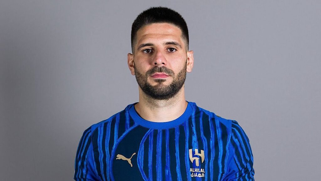 ميتروفيتش يقترب من العودة إلى المونديال