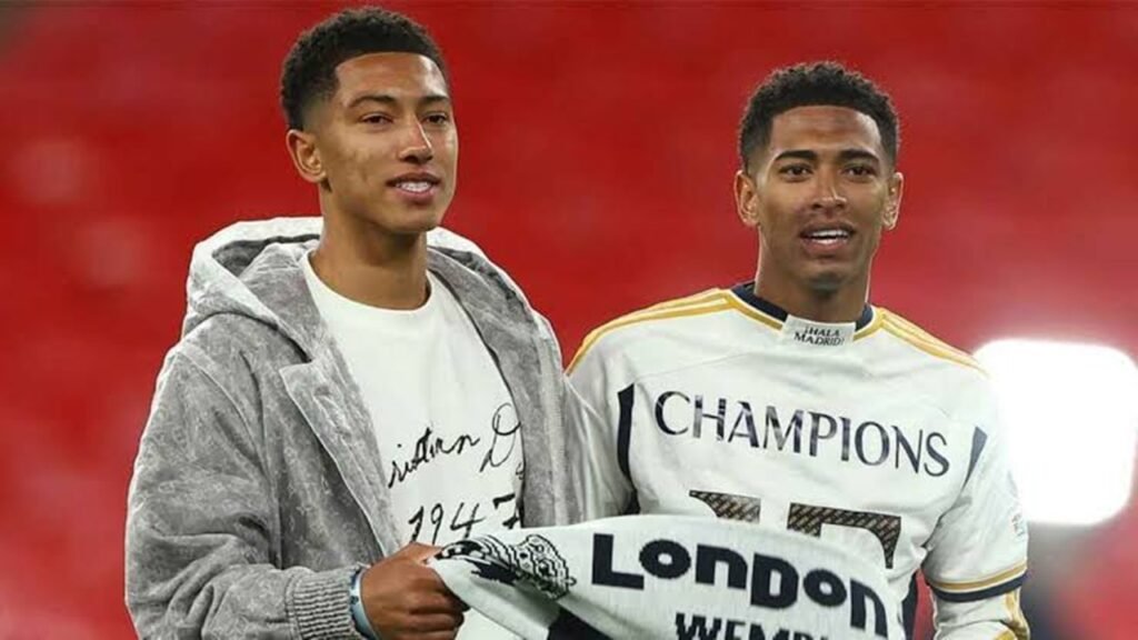 جوب بيلينغهام يكشف سر وضع اسمه الأول فقط على قميصه مع دورتموند