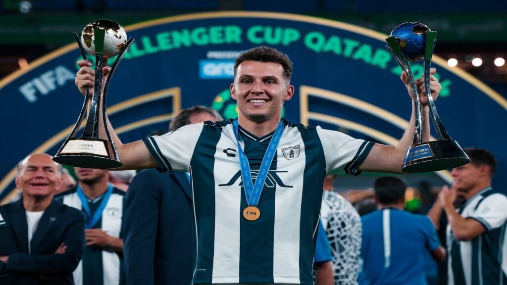 أسامة إدريسي يتحدى الهلال ويُعلن طموحه في كأس العالم للأندية