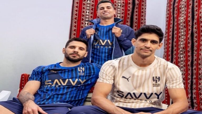 رسميًا: الهلال يكشف عن الطقم الأساسي في كأس العالم للأندية.. تغطية وصور