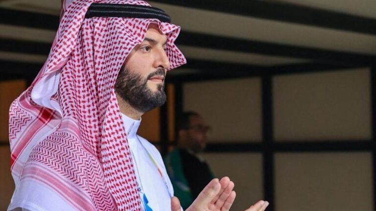 فهد بن نافل يعتزم عدم الترشح لرئاسة الهلال مجددًا
