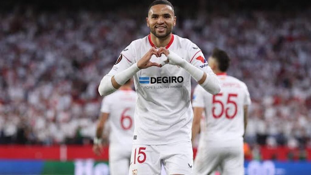 النصيري يبدي اهتمامه بعرض الهلال