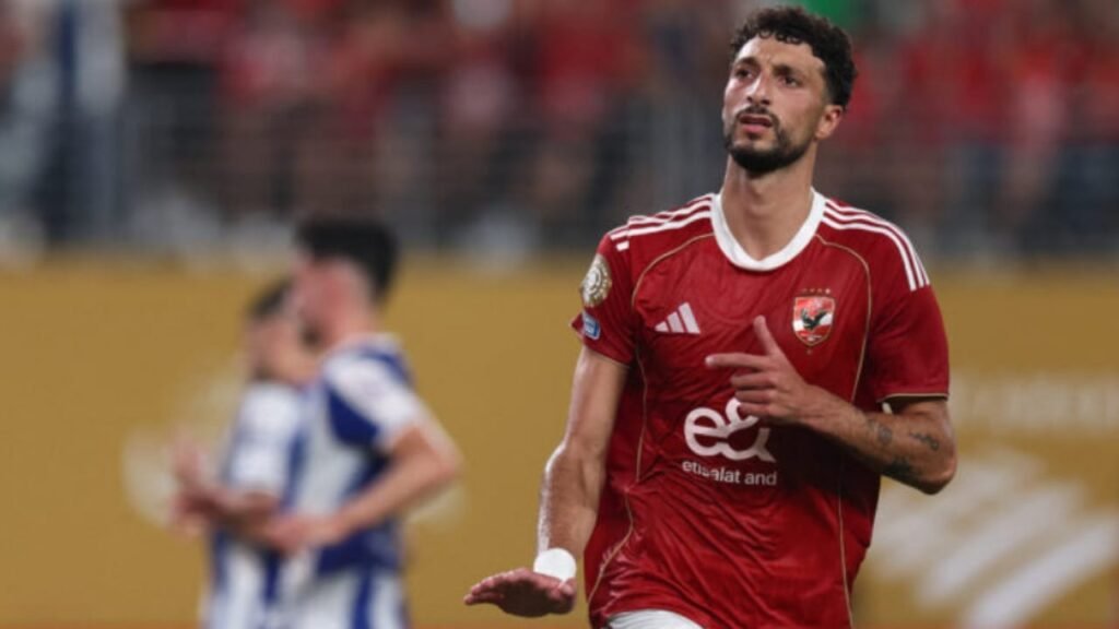 وسام أبو علي يرد على أنباء رحيله من الأهلي المصري