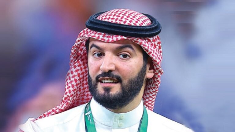 فهد بن نافل يستعد للتوجه إلى باريس لإبرام صفقات جديدة