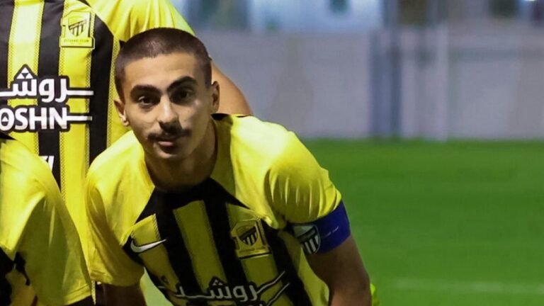 نجل حسين عبدالغني خارج أسوار الاتحاد