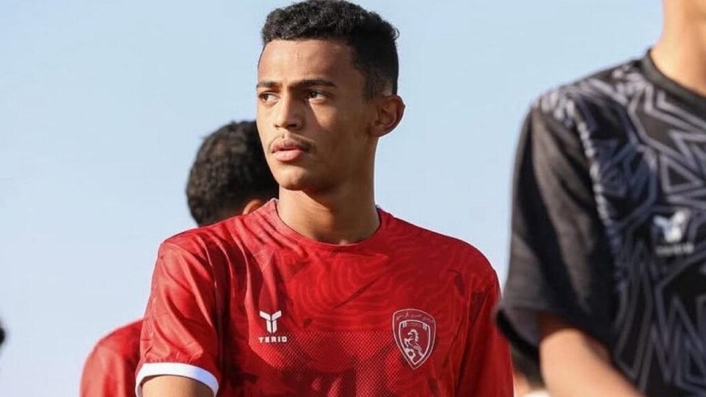 نيوم يتعاقد مع نواف البخيت