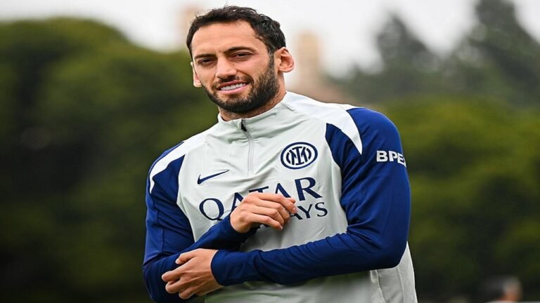 صراع تركي سعودي على تشالهان أوغلو قبل انطلاق الموسم الجديد