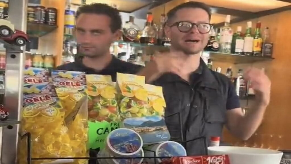 مشجع إيطالي يشيد بجماهير الاتحاد في كومو: حضور لافت باللون الأصفر.. تغطية