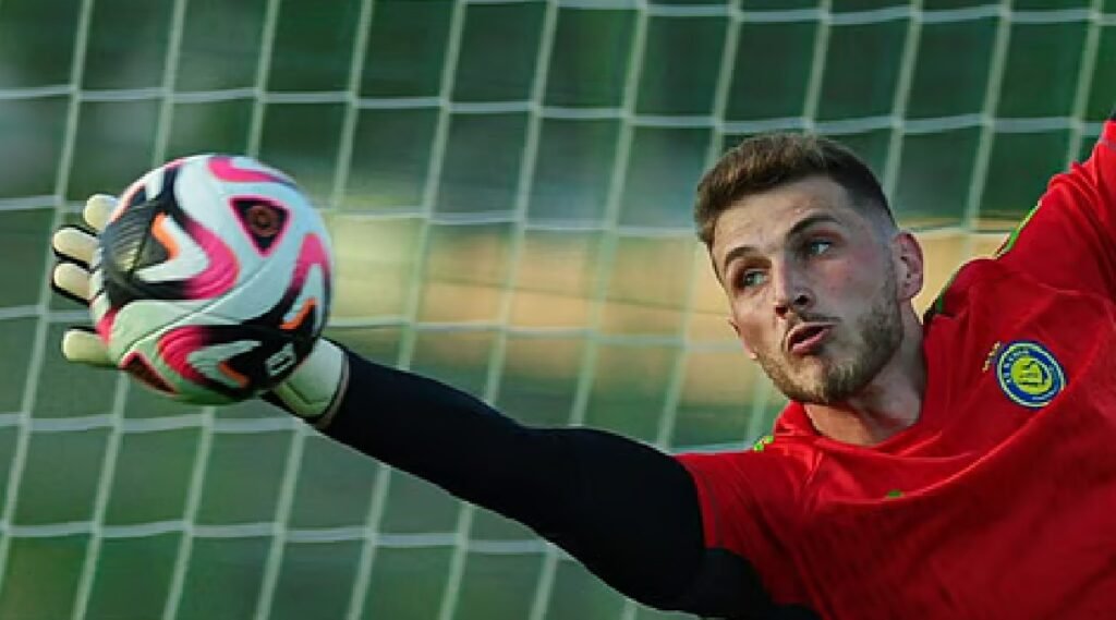 النصر يتجه لإعارة بينتو