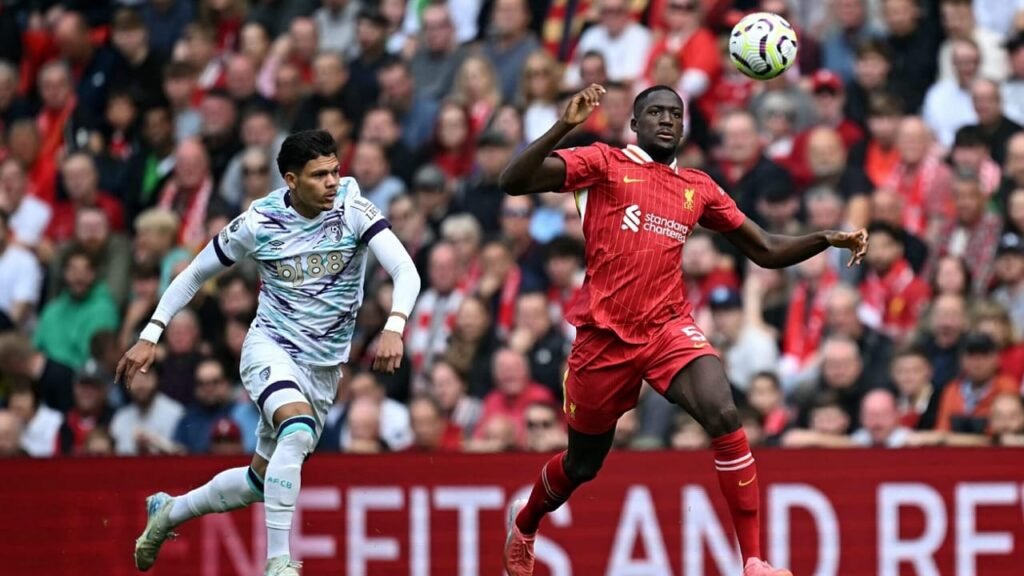 مدافع ليفربول يرفض النصر ويتمسك بأوروبا