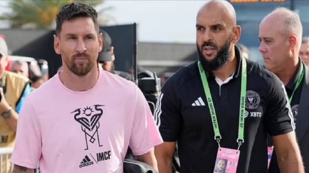 حارس ميسي يدفع لاعبي أطلس بعنف لحماية النجم الأرجنتيني.. تغطية