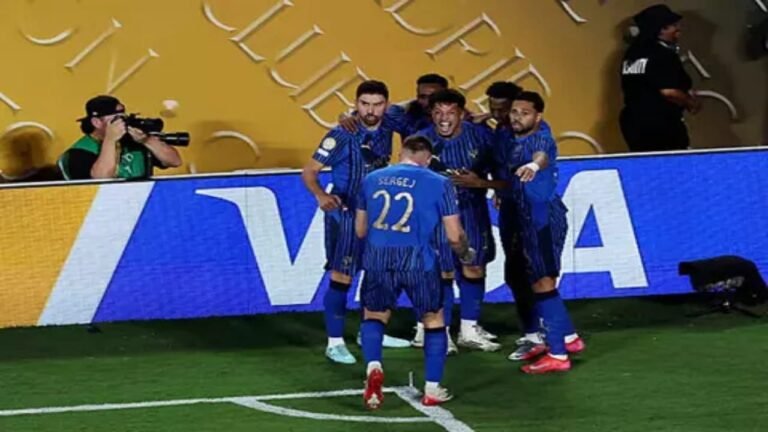 الهلال سفير العرب في المونديال
