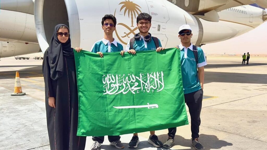 المنتخب الوطني يشارك في أولمبياد الكيمياء الدولي بدبي .. تغطية