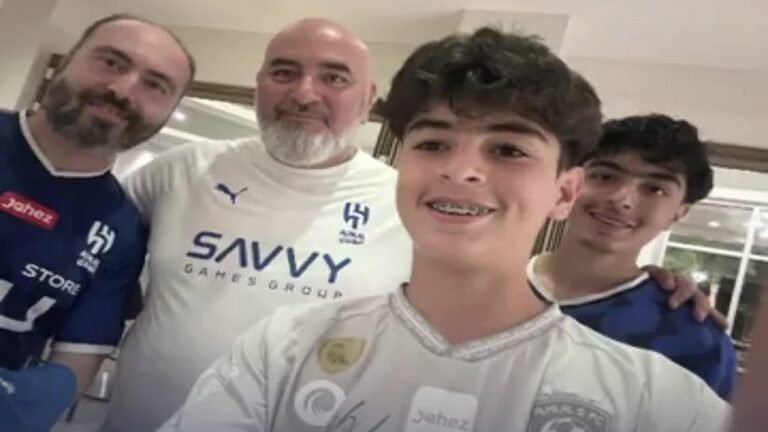 الهلال يكرم عائلة سورية ساندت الفريق في مونديال الأندية.. تغطية