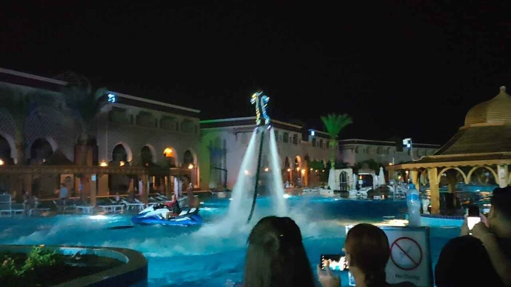 وفاة لاعب فلاي بورد أثناء عرض استعراضي بمصر