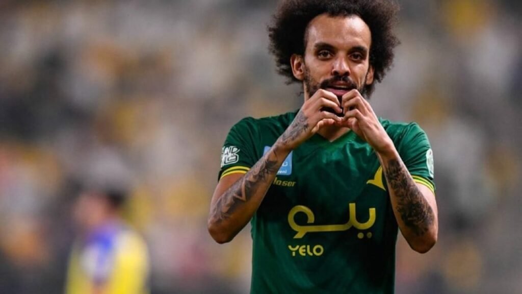 الحزم يقترب من ضم مارتينيز نجم الخليج السابق