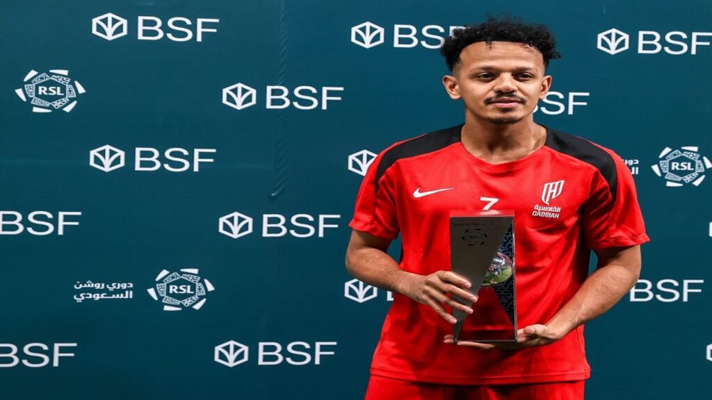 الأهلي والدرعية يتنافسان على ضم تركي العمار