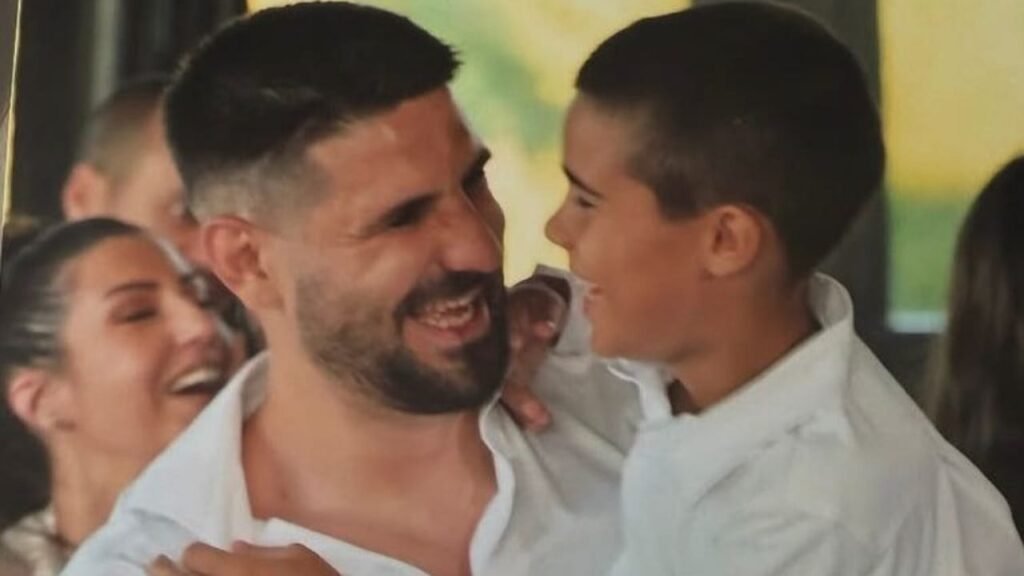 لقطة عفوية لميتروفيتش رفقة نجله في أحدث ظهور.. صورة