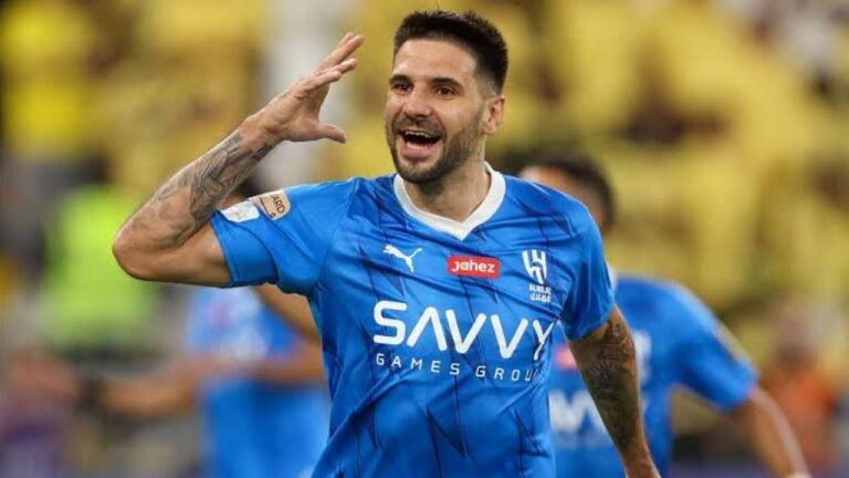 الهلال يحسم موقف ميتروفيتش من مواجهة فلومينينسي