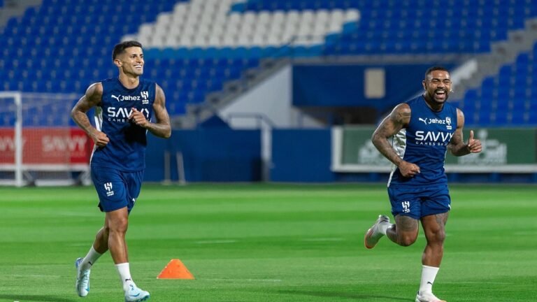 مالكوم لـ كانسيلو : أنا معجب بك يا رجل أنت تلعب كثيرًا