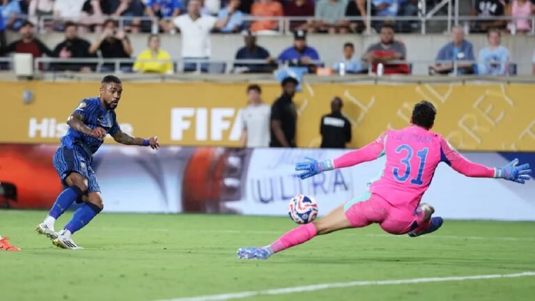 الهلال يحطم توقعات الحاسوب الخارق ويقصي السيتي من مونديال الأندية