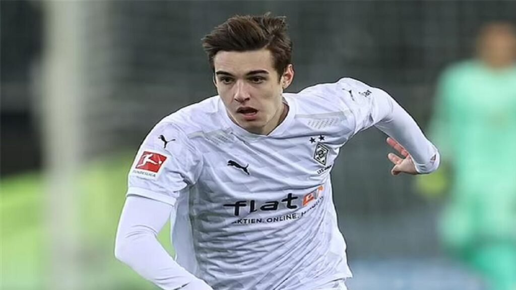 معاقبة لاعب ألماني وصف المدير الرياضي بناديه بأنه الأسوأ بالعالم