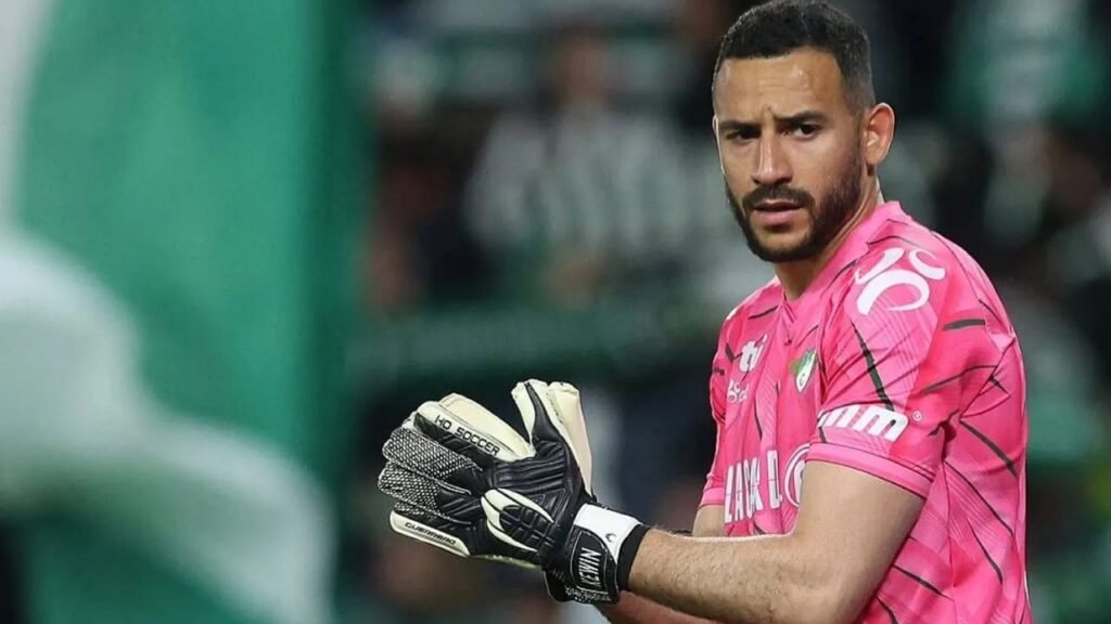 ضمك يضم الحارس البرازيلي سيلفا