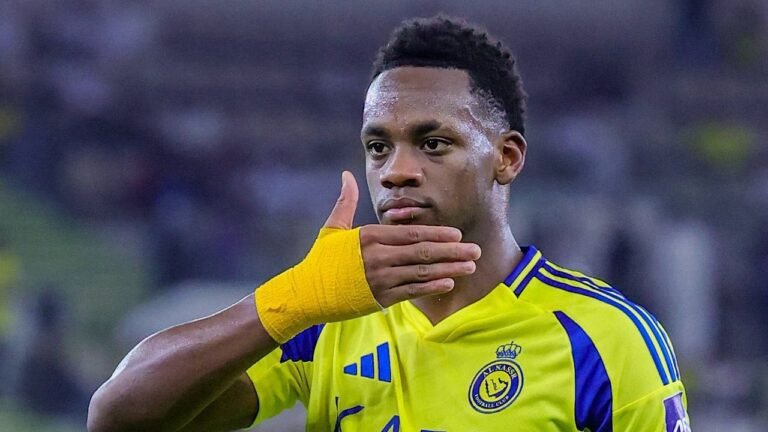 تطورات مثيرة في صفقة انتقال جون دوران إلى فنربخشة