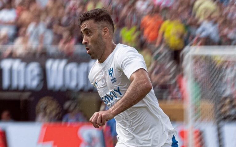 حمدالله معروض على أندية روشن بعد استبعاده من خطط ألغواسيل