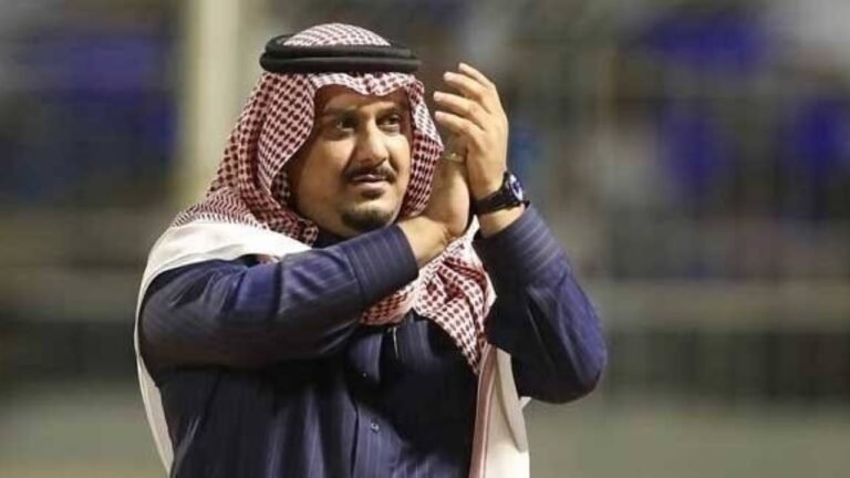 الأمير نواف بن سعد: فخور بانتمائي للهلال وما قدمه الفريق يُشرف الكرة السعودية