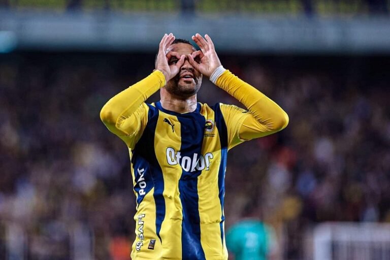 إنزاغي يطلب التعاقد الفوري مع النصيري